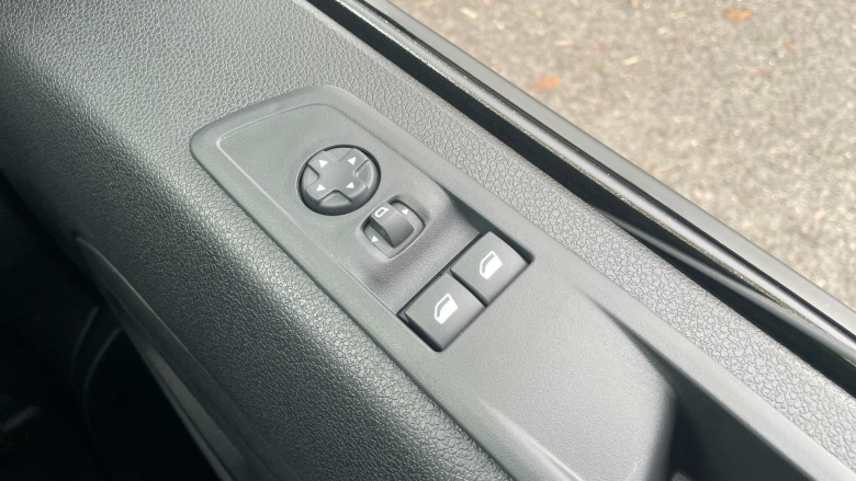 Vauxhall Vivaro L2 Diesel 2.0 Turbo D 145 Prime H1 Van